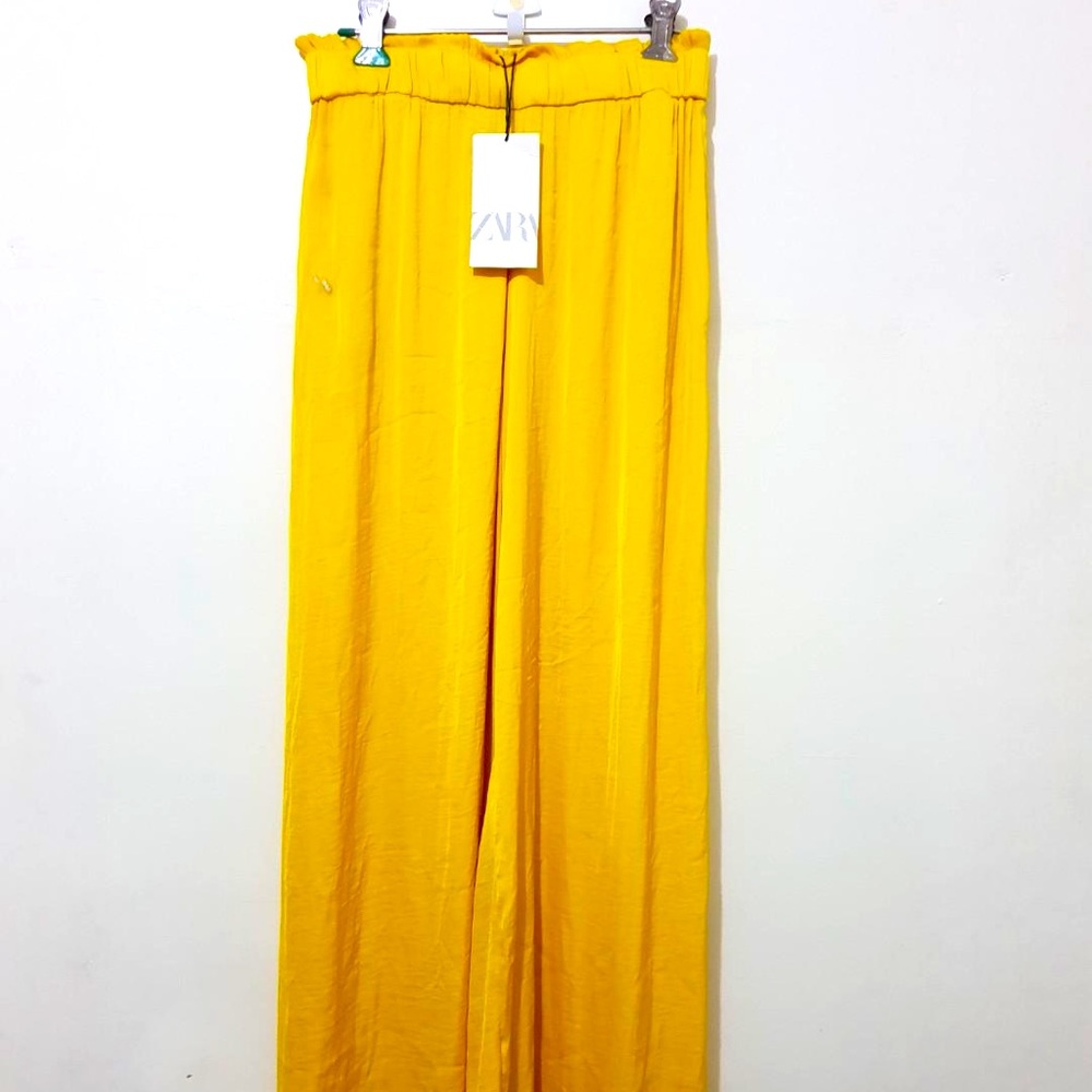 Zara Yellow Wide leg pants. 100% polyester